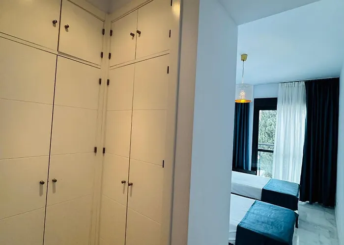 Luxury On The & Infinity Pool, Marbella