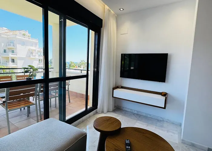 Apartamento Luxury On The & Infinity Pool, Marbella Estepona