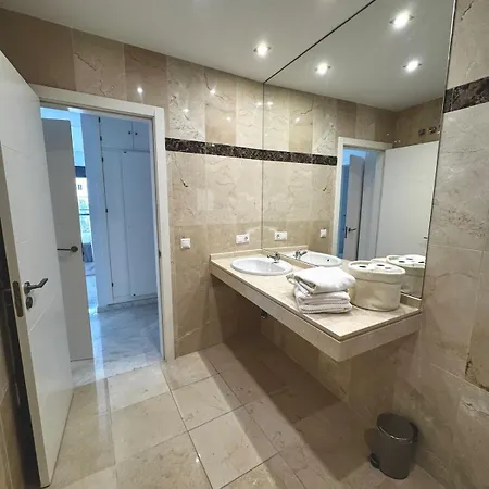 Luxury On The & Infinity Pool, Marbella Estepona